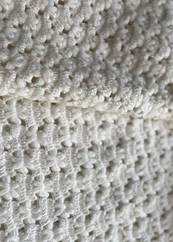 Bebek battaniyesi Nako ile örülmüş 105cm kare - Görsel 4