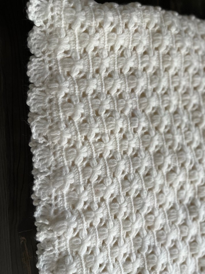 Bebek battaniyesi Nako ile örülmüş 105cm kare - Görsel 3