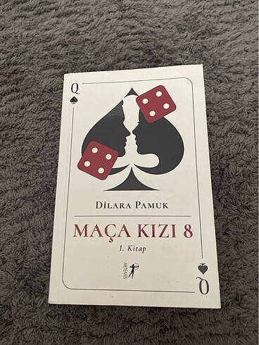 Maça kızı 1