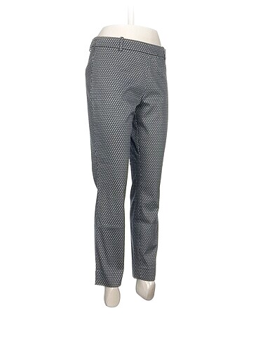 H&M H&M Düz Kesim %70 İndirimli.