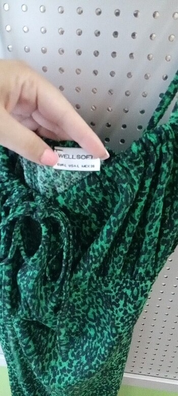 30 Beden yeşil Renk Elbise
