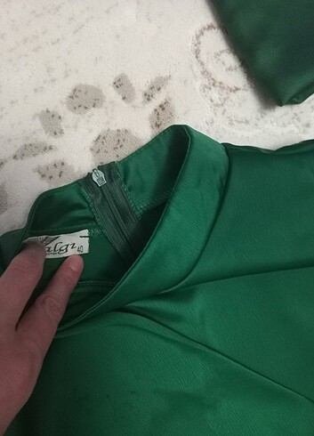 l Beden yeşil Renk Bu bir elbise