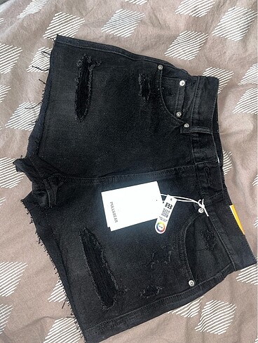 Pull and Bear Pull and bear kot şort
