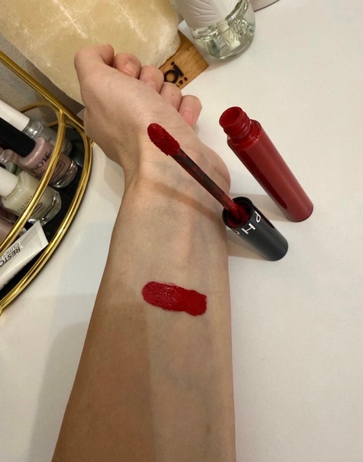 Sephora likit kalıcı ruj - Görsel 2