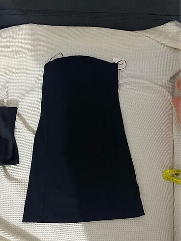 Pull and Bear straplez mini üst