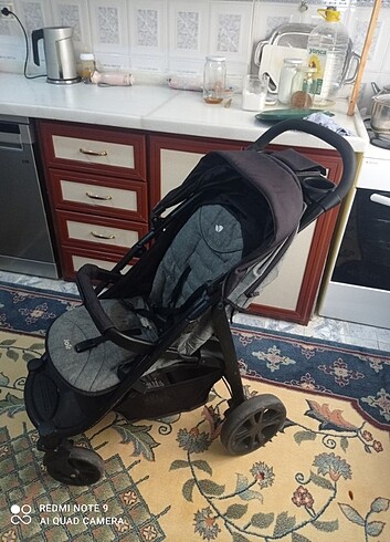 15-36 kg Beden gri Renk Joie bebek arabasi