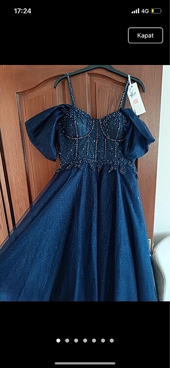Nişan elbisesi