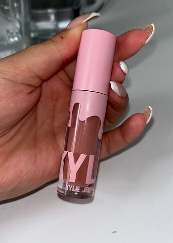 Kylie jenner ruj
