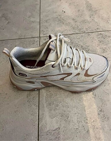 38,5 Beden Skechers bayan 38.5 numara