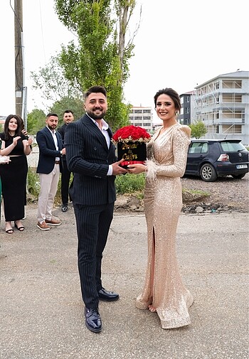 40 Beden Nişan elbisesi