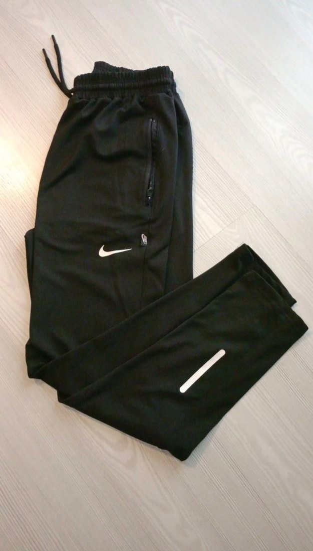 Nike Siyah Spor Eşofmanaltı! — görsel 2/4