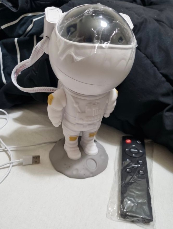 Astronot Gece Lambası — görsel 2/7