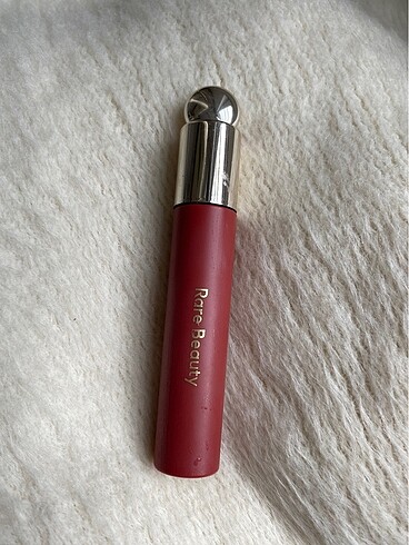 Rare Beauty lip oil