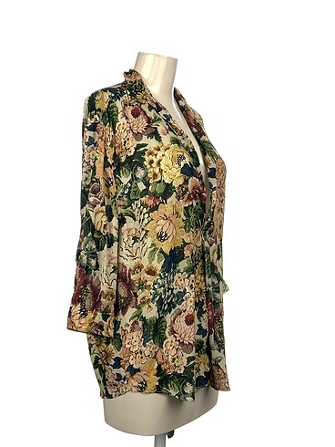 Zara Zara Bluz %70 İndirimli.