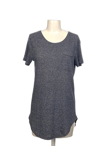 Diğer T-shirt %70 İndirimli.