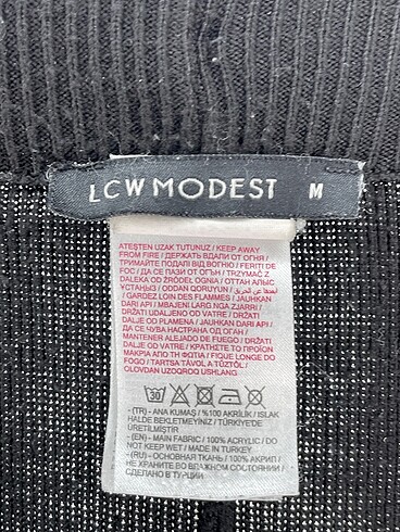 m Beden siyah Renk LC Waikiki T-shirt %70 İndirimli.