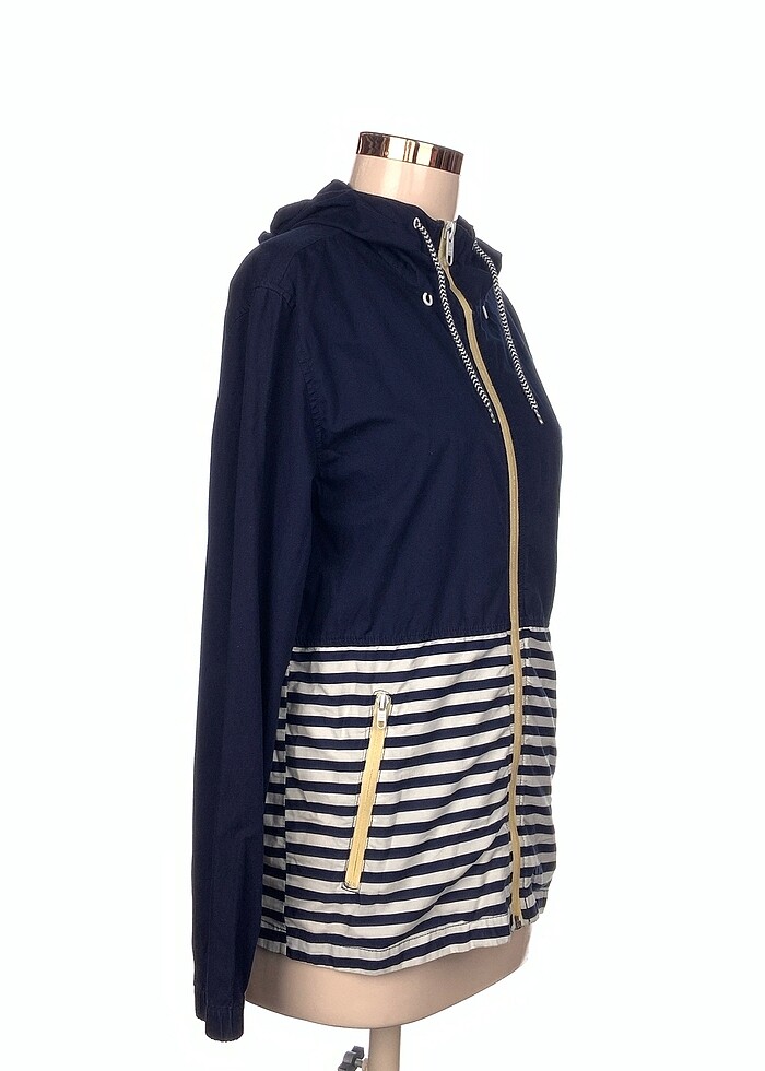 Bershka Spor Dış Giyim %70 İndirimli. - Görsel 2