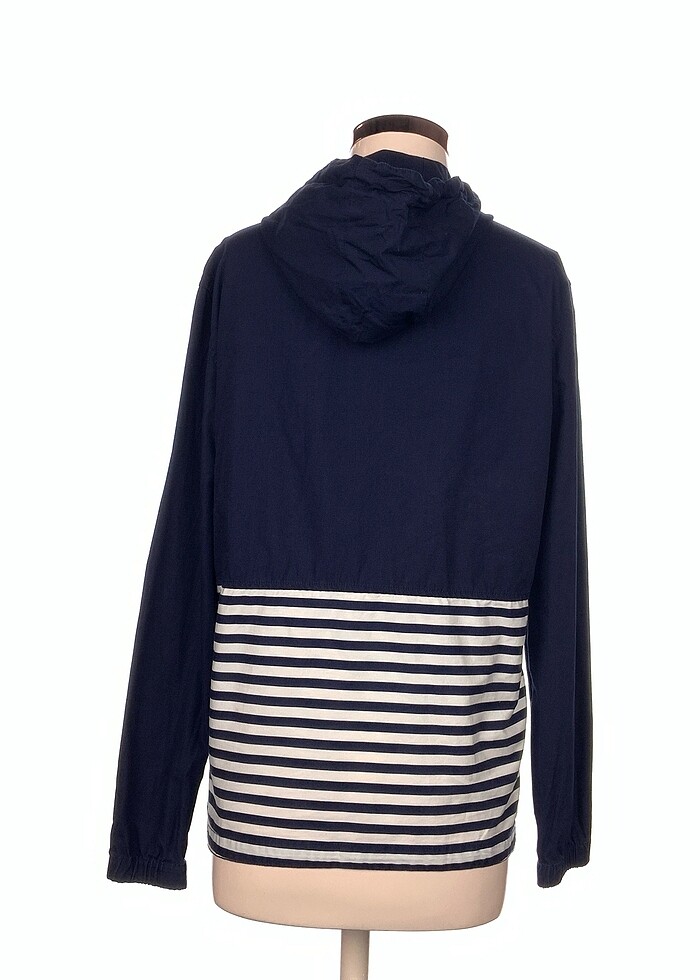 Bershka Spor Dış Giyim %70 İndirimli. - Görsel 3