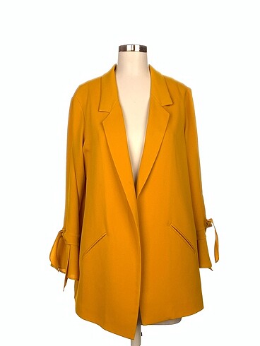 Gusto Blazer %70 İndirimli.