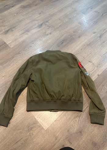 Kadin patchli yesil bomber ceket - Görsel 5