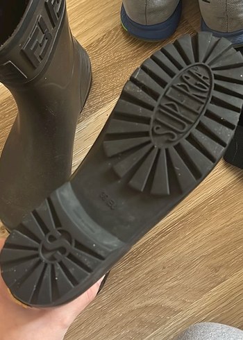 Fendi Yağmur Çizmesi Botu - Görsel 6