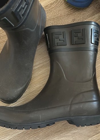 Fendi Yağmur Çizmesi Botu - Görsel 2