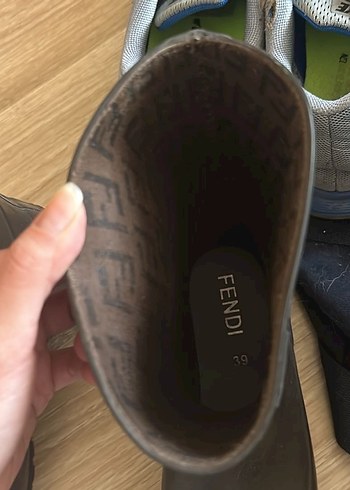 Fendi Yağmur Çizmesi Botu - Görsel 7