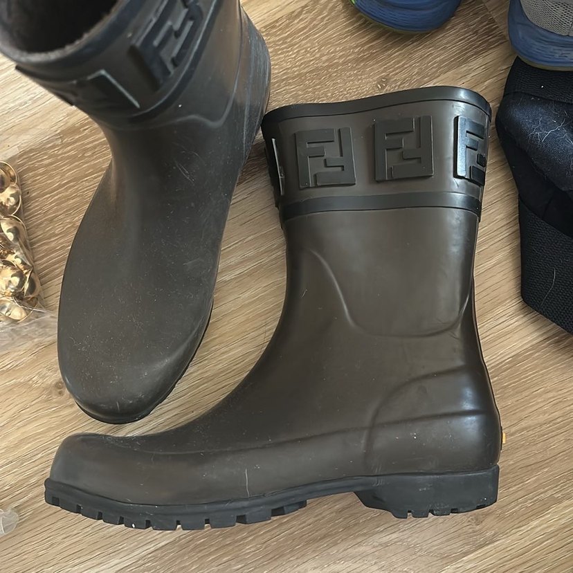 Fendi Yağmur Çizmesi Botu - Görsel 2