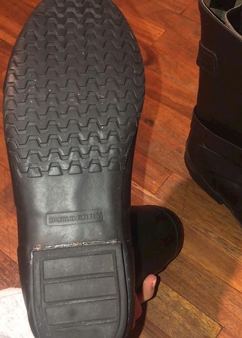 Burberry Kadın Siyah Yağmur Çizmesi - Görsel 5