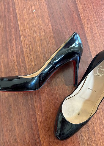 Christian Louboutin Rugan Siyah Stiletto - Görsel 2