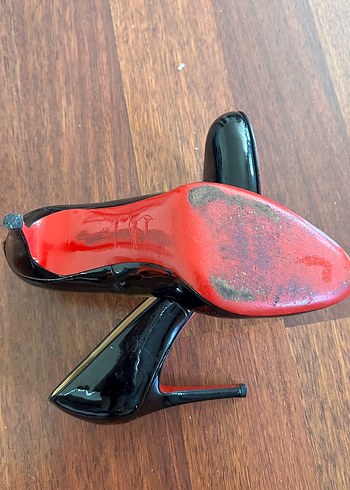 Christian Louboutin Rugan Siyah Stiletto - Görsel 6