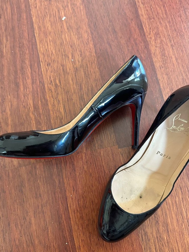 Christian Louboutin Rugan Siyah Stiletto - Görsel 2