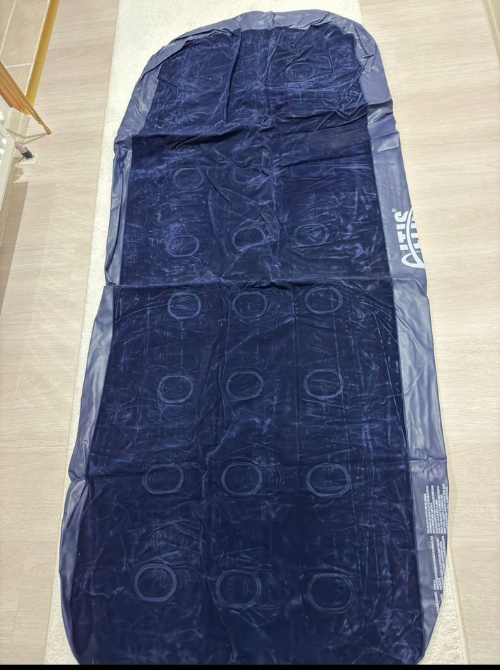 Koyu Mavi Şişme Yatak - Görsel 2