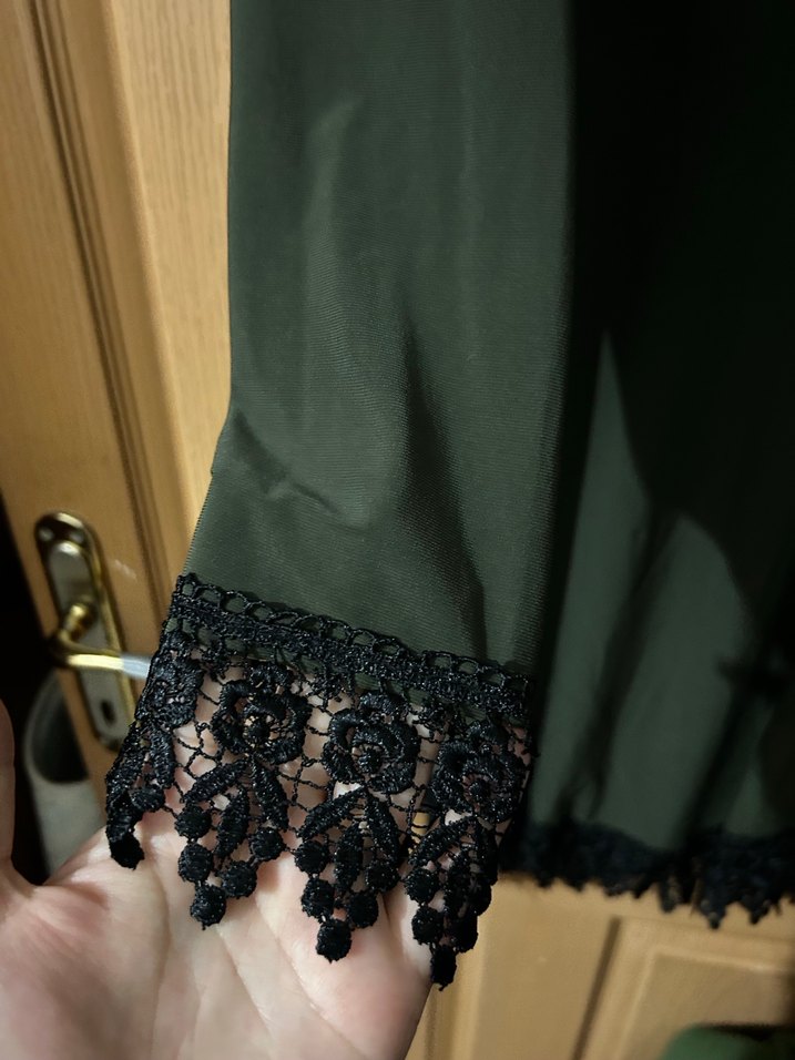 Uzun Kollu Yeşil Kadın Tunik - Görsel 2