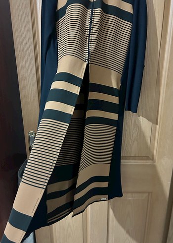 Uzun Kollu Çizgili Mevsimlik Ceket - Görsel 2