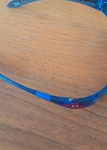 Şeffaf Mavi Marvel erkek çocuk Güneş Gözlüğü - Görsel 3