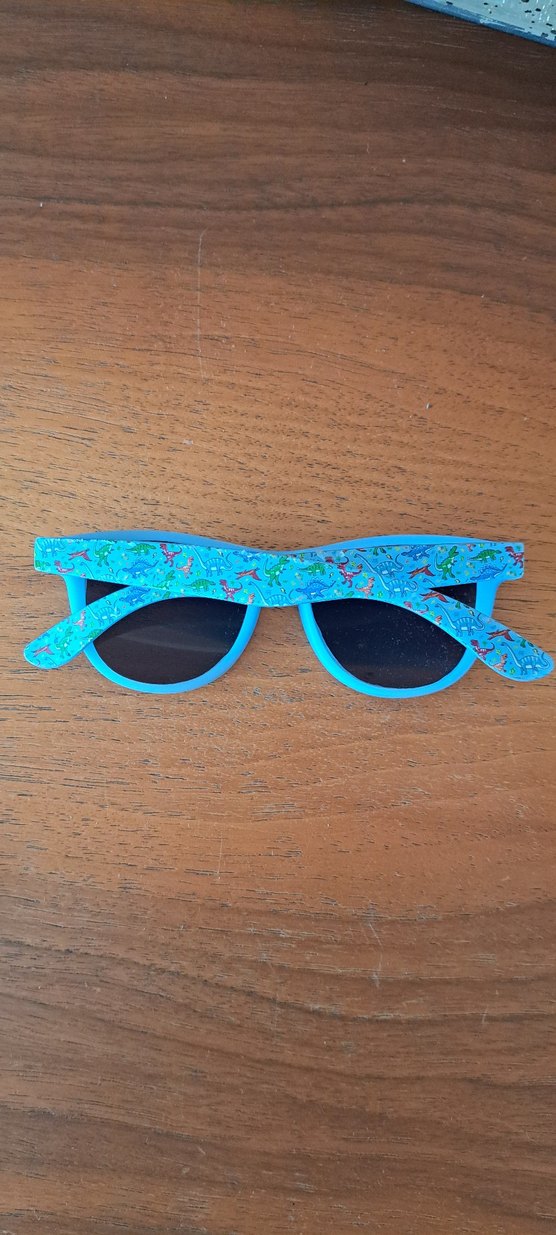 Şeffaf Mavi Güneş Gözlüğü - Görsel 2