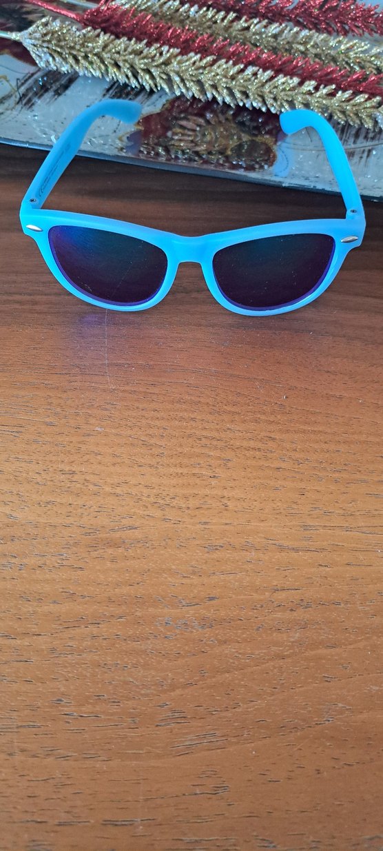 Şeffaf Mavi Güneş Gözlüğü - Görsel 3