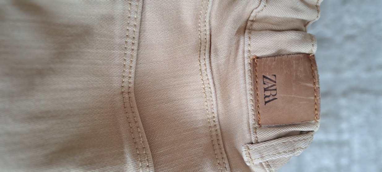 Bej erkek çocukPantolon zara 11-12 yaş - Görsel 4