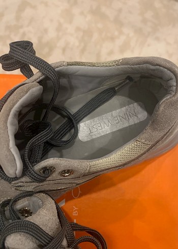 Kadın spor ayakkabı Nine West kalın taban - Görsel 3