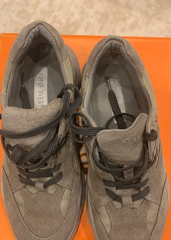 Kadın spor ayakkabı Nine West kalın taban - Görsel 7