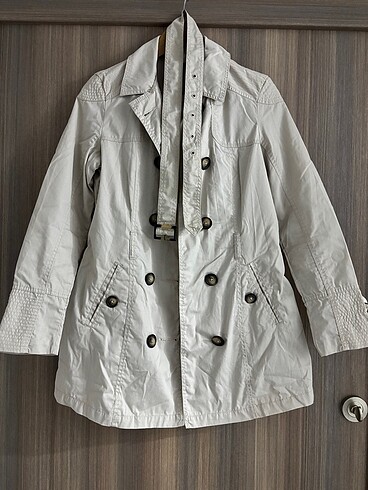 Kadın trenchcoat ceket