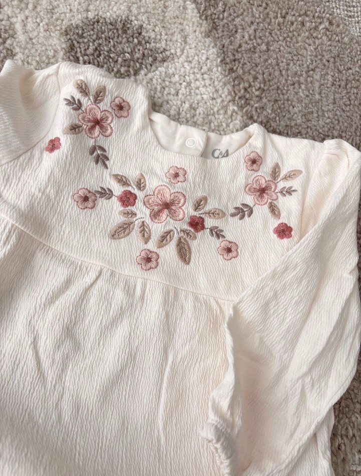 Nakışlı Triko Beyaz Bebek Kız Takımı - Görsel 3