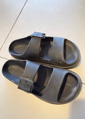 Siyah Günlük Bantlı Terlik - Görsel 2