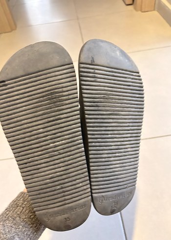 Siyah Günlük Bantlı Terlik - Görsel 5