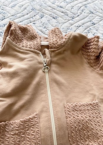 Örgü Detaylı Kız Bebek Kahverengi Takım - Görsel 4