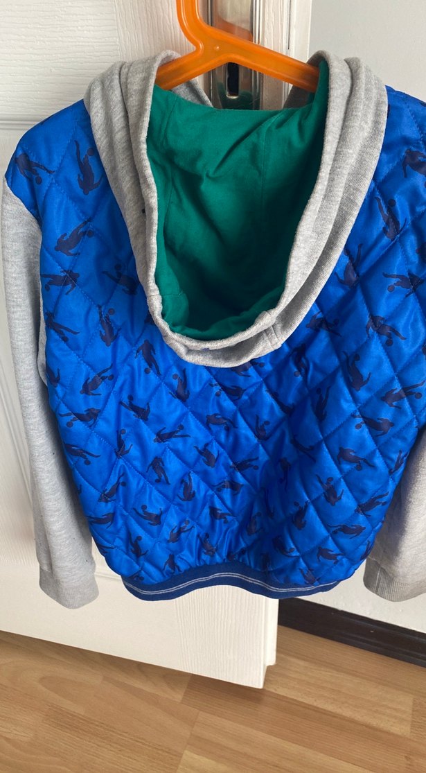 Erkek Çocuk Gri Kollu Mavi Fermuarlı Mont - Görsel 3