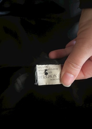 Siyah Kürklü Yaka Kadın Kaban - Görsel 5