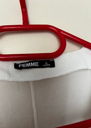 V Yaka Fırfırlı Kolsuz Kadın Bluz - Görsel 2