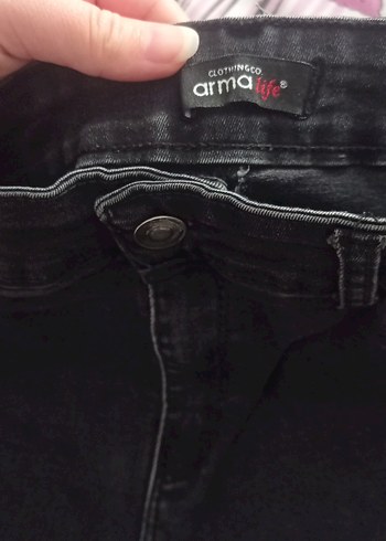 Siyah Dar Kesim Rahat Kadın Denim Pantolon - Görsel 4